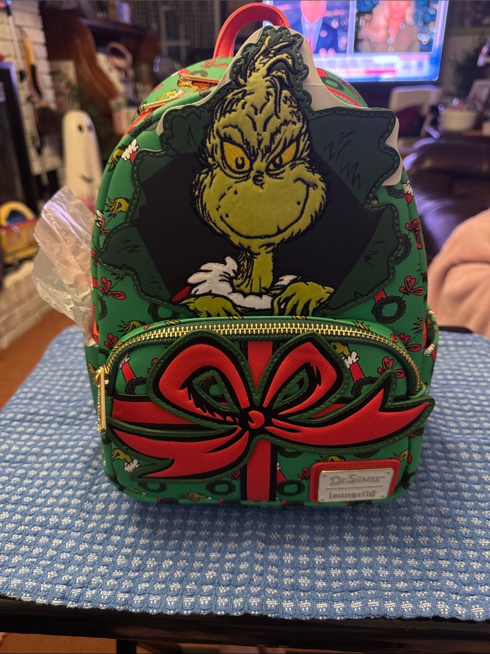 Loungefly Dr. Seuss Green and Red Grinch Kids Mini Backpack Limited Edition
